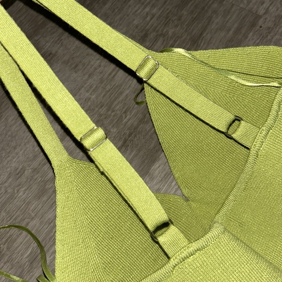 Moon River Nara Contrast Midi Dress - Picture 14 of 15